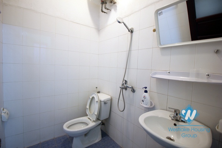 A cosy and good price house with 3 bedrooms for rent in Au Co, Tay Ho, Ha Noi